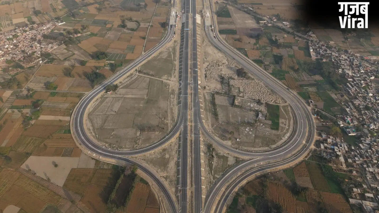 Prime Minister Modi Unveils Ganga Expressway: A Major Infrastructure Milestone