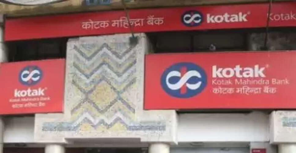 Kotak Mahindra Bank's net profit falls 39 pc YoY to Rs 4,472 crore in Q1