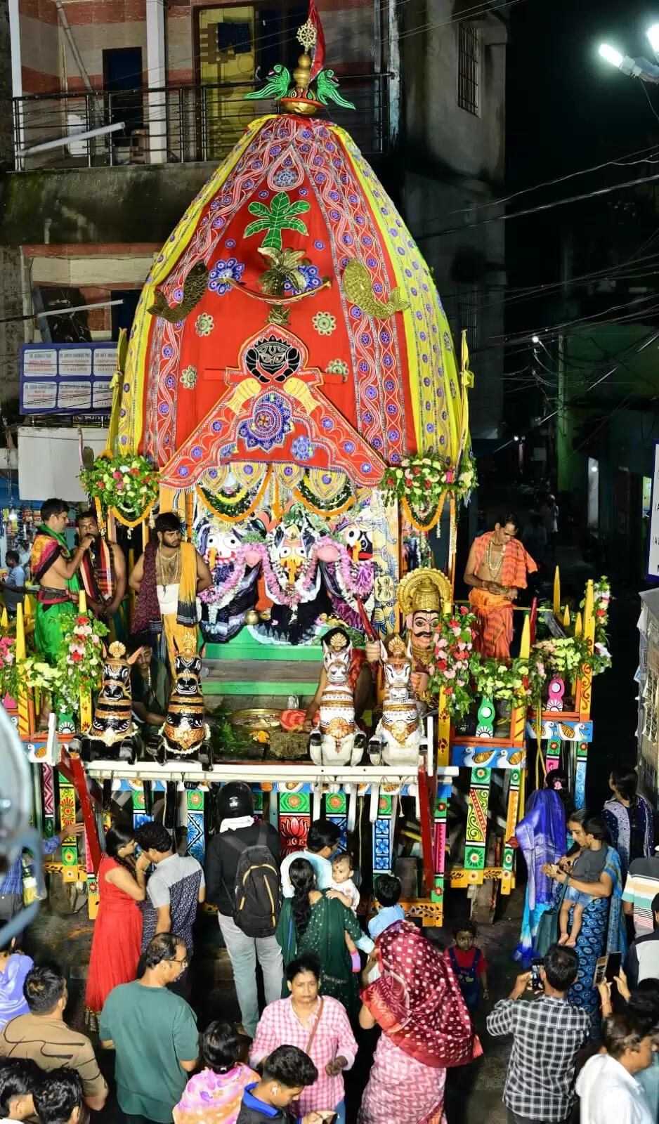 Experience the Vibrant Bahuda Yatra: Chariot Processions in Puri and Beyond