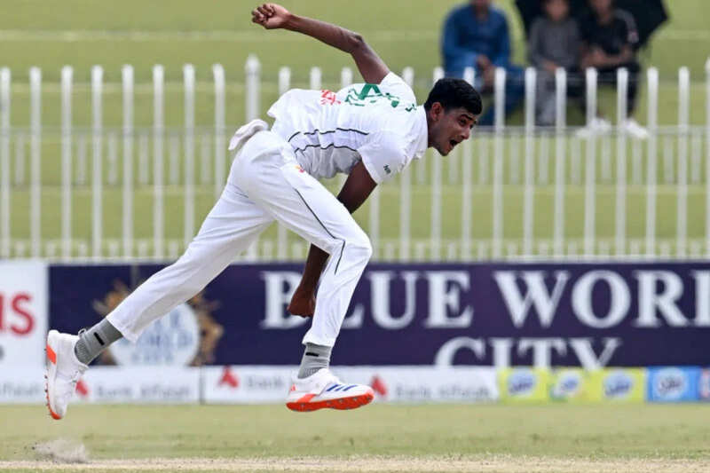 Exploring the Varieties of Bowling Techniques in Cricket