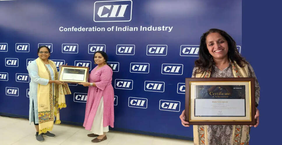 Vimla Vishw Premi Recognized for Social Contributions at Annual Business Summit 2026
