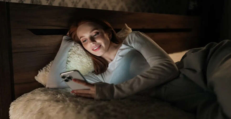 The Health Risks of Excessive Reel Watching: What You Need to Know