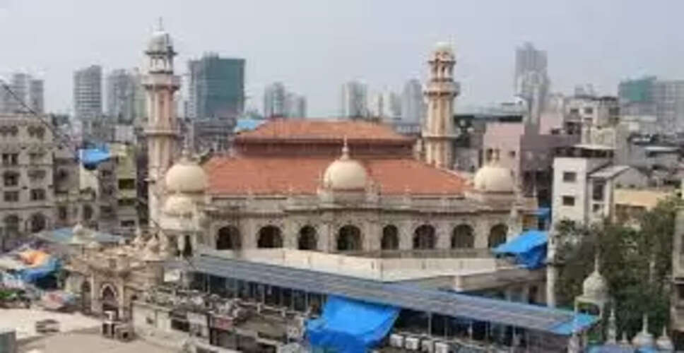 Mumbai Mosques Embrace Technology with 'Azan App' Amid Loudspeaker Restrictions