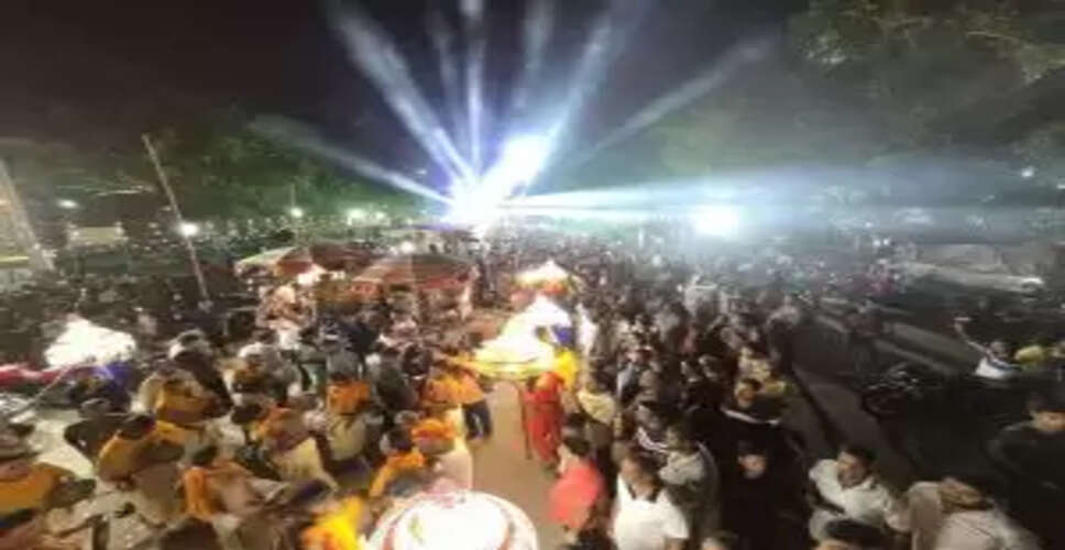 A Spectacular Celebration: Lord Shiva's Divine Wedding Procession in Bhubaneswar