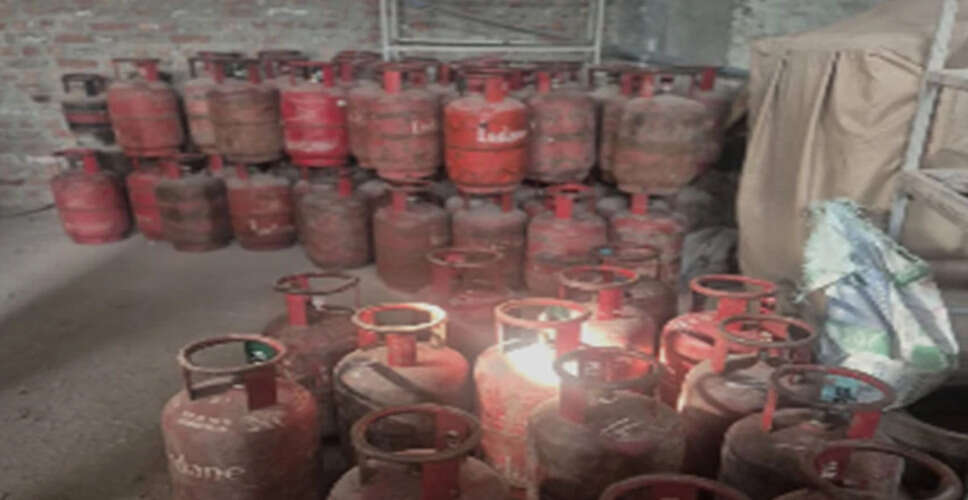 LPG Crisis Deepens in Uttar Pradesh Amidst Black Market Revelations