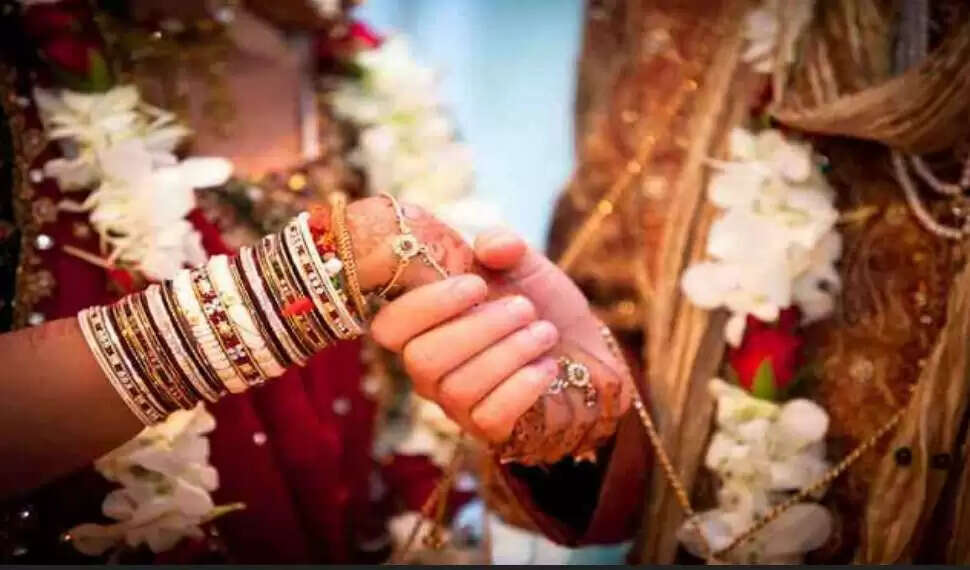 शादी में दूल्हे की देरी ने दुल्हन को लिया बड़ा फैसला