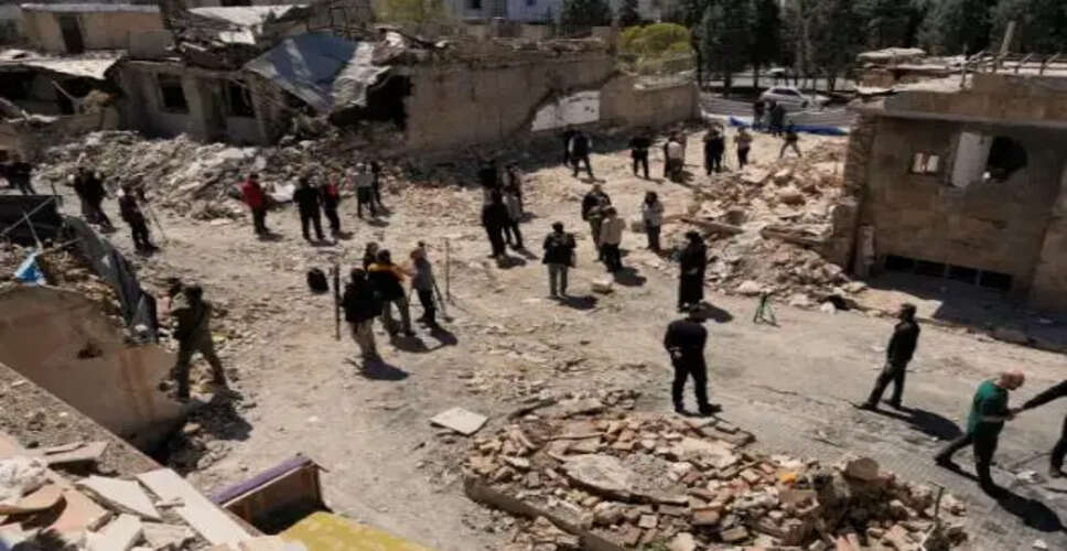 US Fighter Pilot Reportedly Ejects Over Iran Amid Escalating Conflict