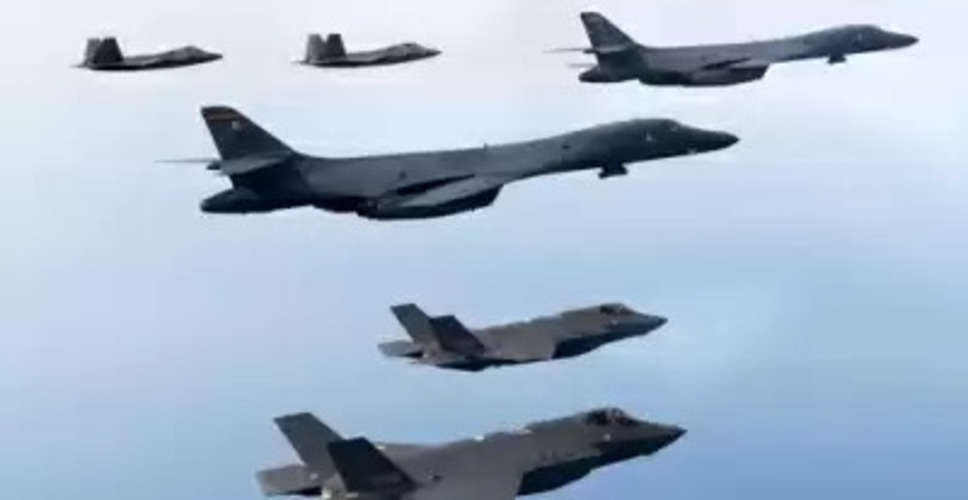 US B-1B strategic bomber returns to S.Korea as N.Korea fires missile
