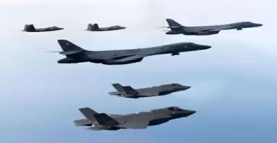 US B-1B strategic bomber returns to S.Korea as N.Korea fires missile
