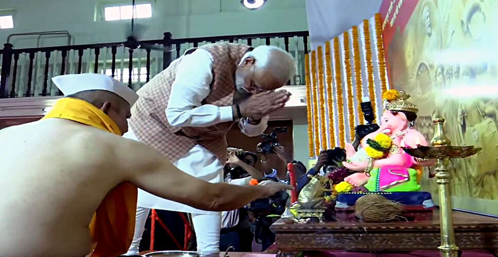 PM Modi Urges Citizens to Prioritize Indian Products Over Imports