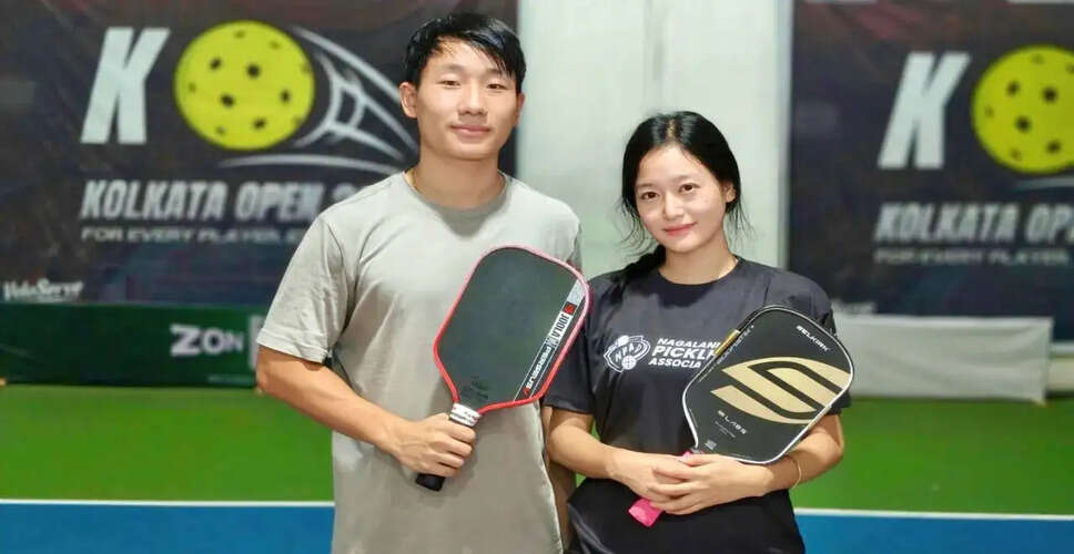 Sahotra Sengupta and Nan Kargahi Triumph at Kolkata Open Mixed Doubles
