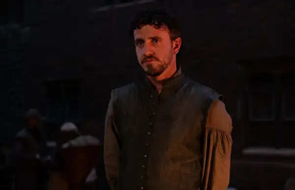 Exploring the Heartbreak of Loss in Chloe Zhao's 'Hamnet'