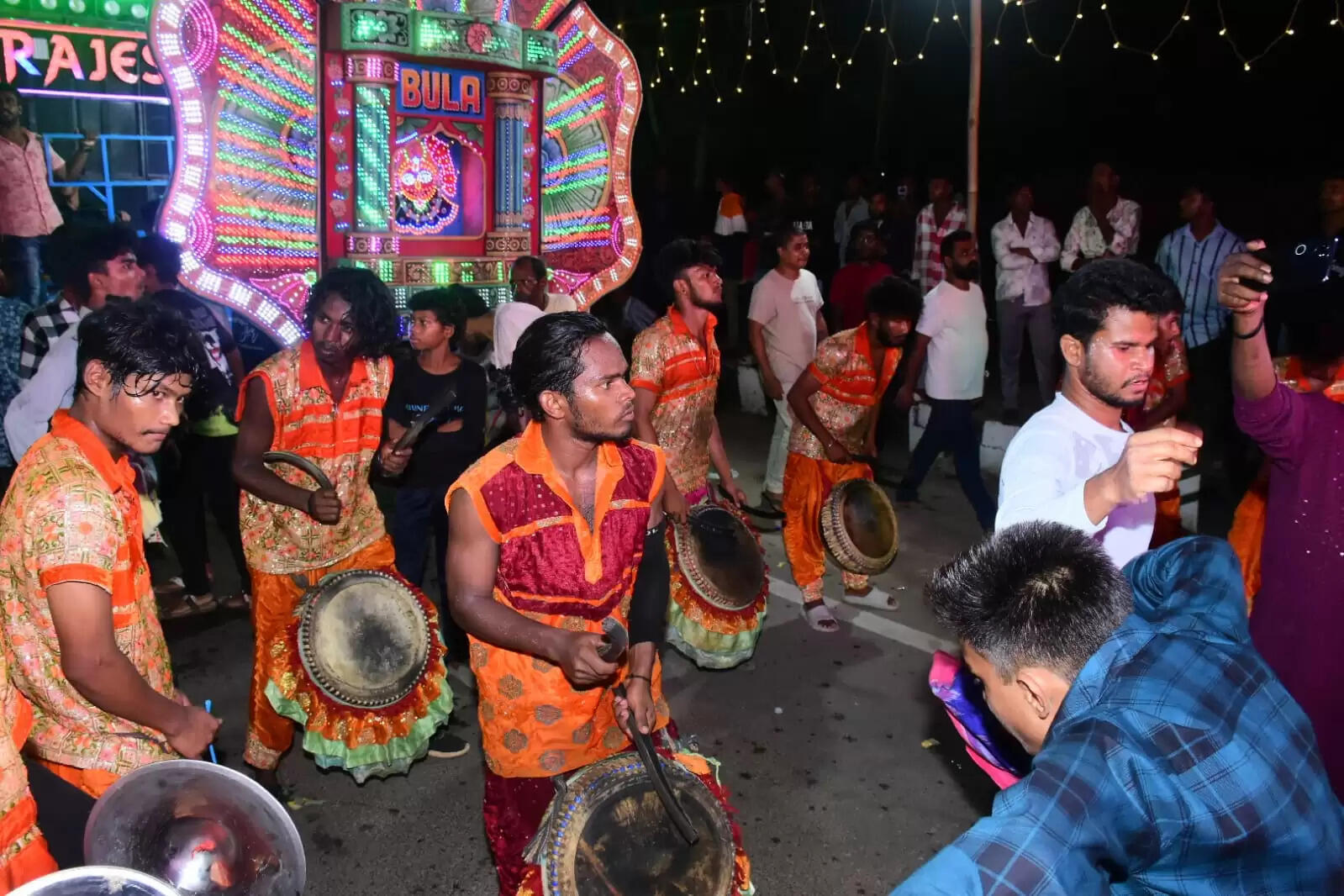 A Spectacular Celebration: Goddess Gauri's Arrival at Bhubaneswar's Lingaraj Temple