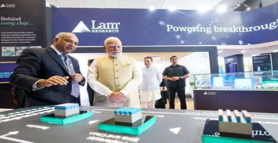 Electronics Manufacturing Clusters Set to Create 1.8 Lakh Jobs in India