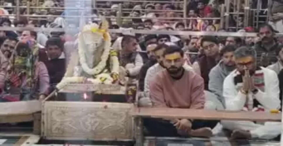 Virat Kohli and Kuldeep Yadav Seek Blessings at Ujjain's Mahakaleshwar Temple Ahead of Crucial ODI