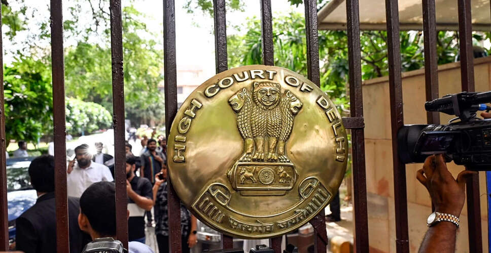 Delhi High Court Orders Action Against Encroachments Near Jama Masjid