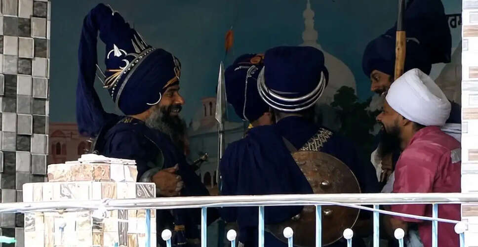 Nihang Sikhs Leave Gurudwara After Standoff in Uttarakhand