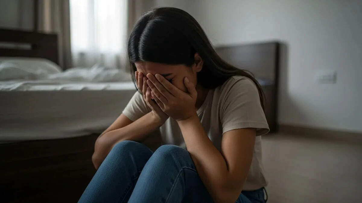 ग्वालियर में डॉक्टर की पत्नी के साथ ठगी का मामला: प्यार का झांसा और ब्लैकमेलिंग