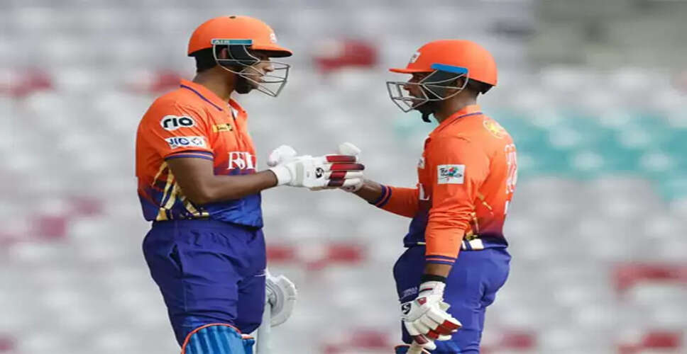 Akash Parkar Shines in Super Over to Lead SoBo Mumbai Falcons to Victory