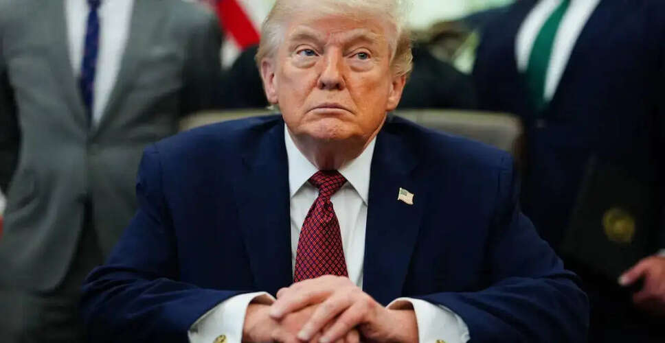 Internal Strife Among Trump Supporters Over Iran Deal