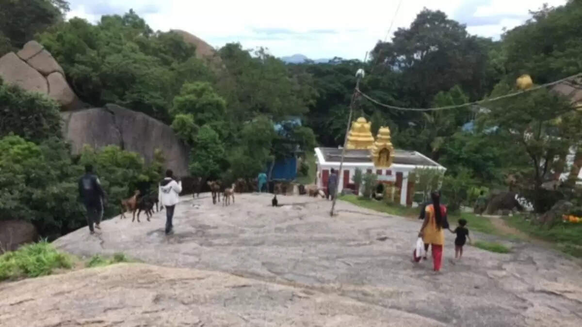 Karnataka Government Capitalizes on Sholay's Legacy with Ticket Sales for Film Site Tours