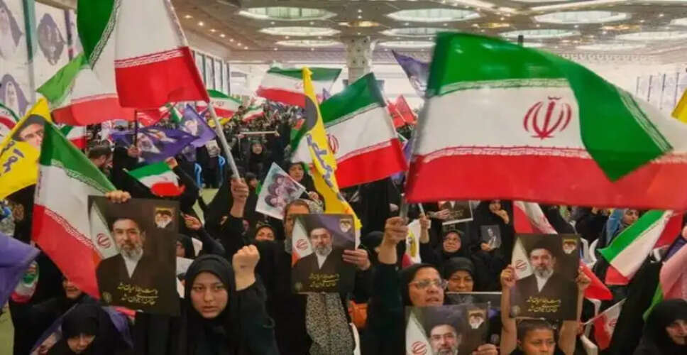 Iran Responds to US Strikes Amid Ongoing Negotiations: What&rsquo;s Next?