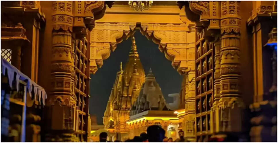 Experience Diwali in Varanasi: A Spiritual Journey