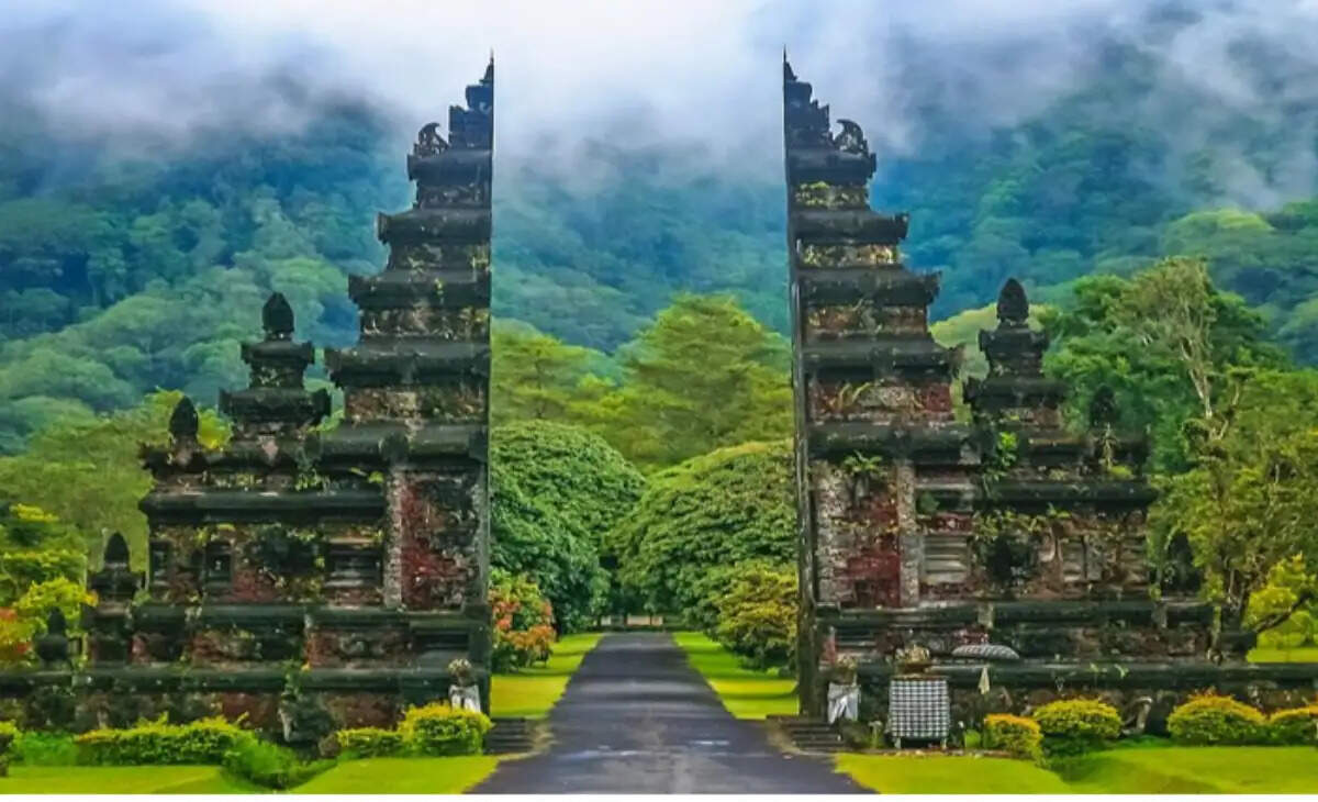 Discover Affordable Travel: Stunning Destinations That Won't Break the Bank