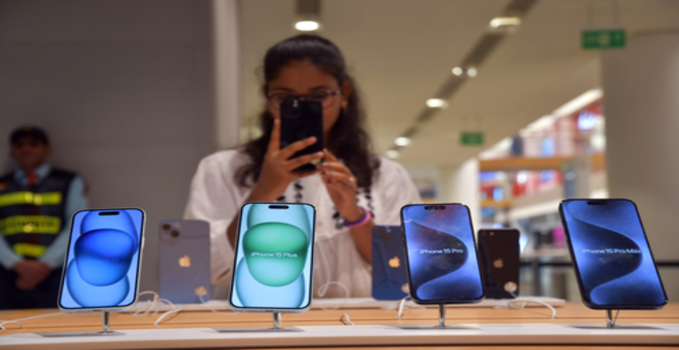 Apple drives India to become biggest smartphone exporter to US in April-June, pips China