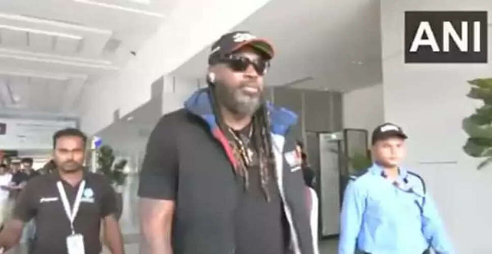 Chris Gayle Arrives in Ahmedabad for IPL 2025 Final Showdown