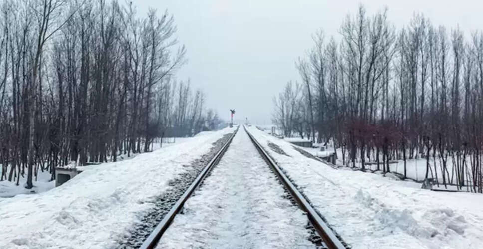 Discover the Enchantment of Vistadome Train Journeys in India