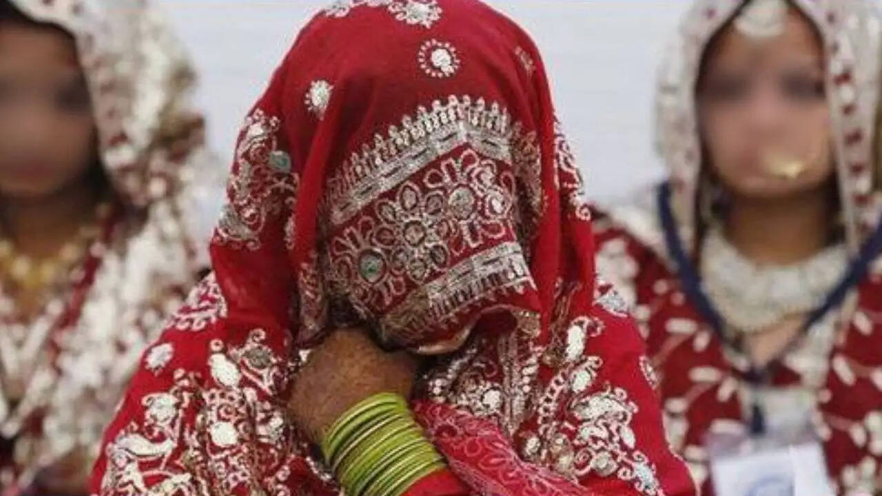 Unusual Wedding Drama: Groom Returns Home Without Bride Over Ceremony Dispute