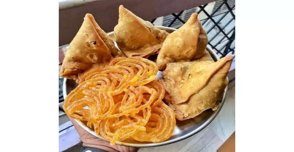 Health Ministry's New Initiative to Combat Obesity with Warning Boards