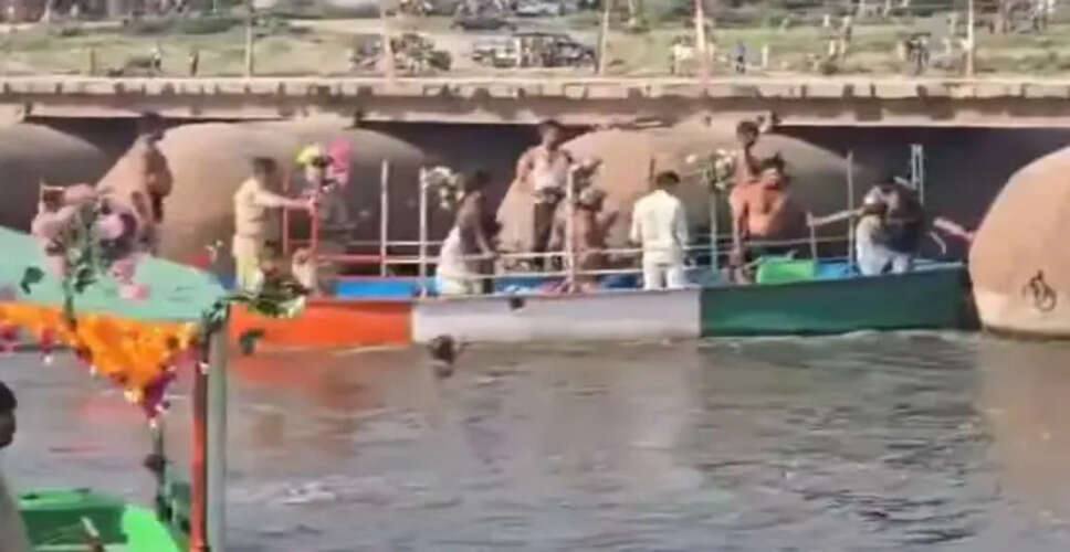Tragic Boat Capsize in Mathura Claims Lives of Devotees