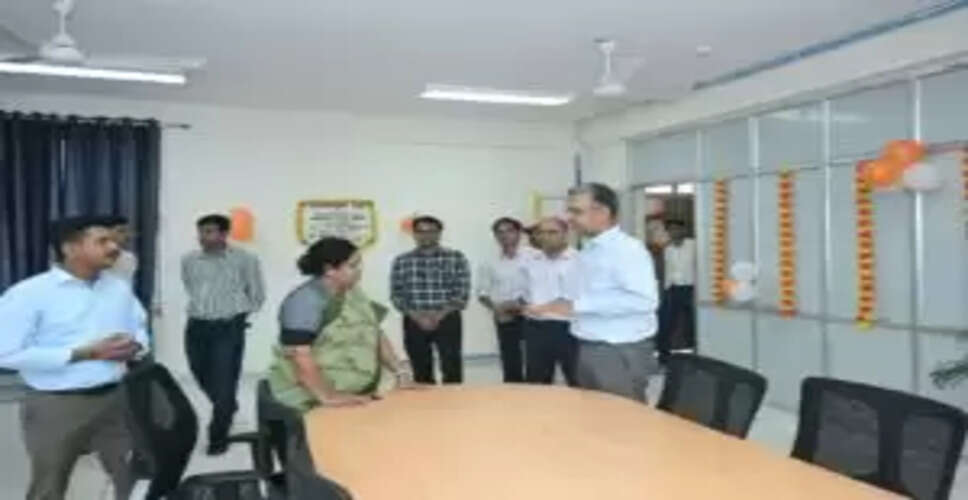 Inauguration of New Library at Jaipur Passport Office by MP Manju Sharma