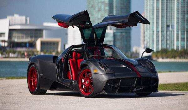 World’s 10 Most Expensive And Fastest Cars Ever, Have A look!
