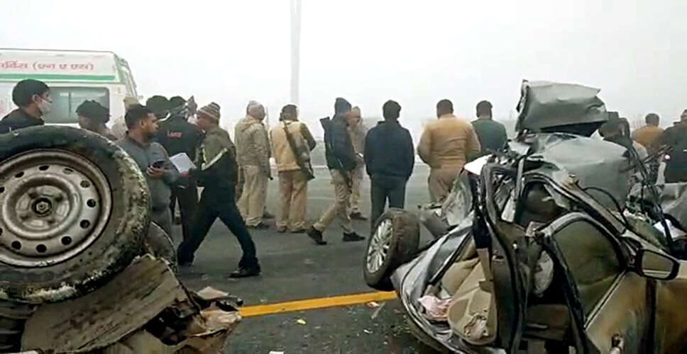 Tragic Accident on Yamuna Expressway Claims 19 Lives