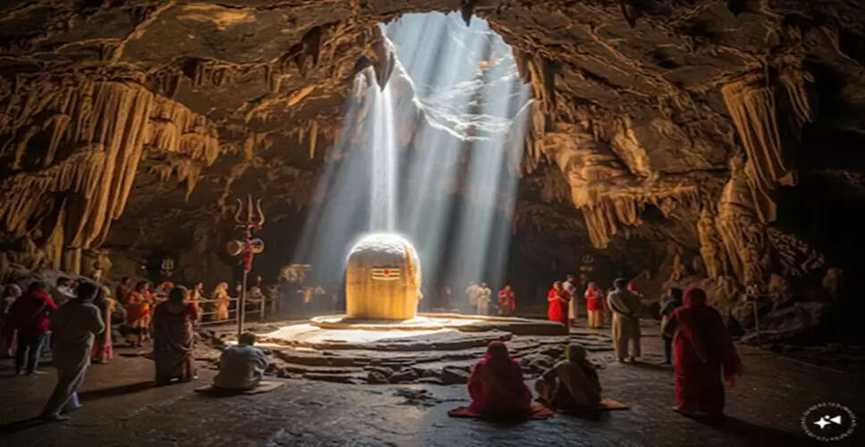 Discover the Spiritual Essence of Shiv Khori Cave Near Vaishno Devi