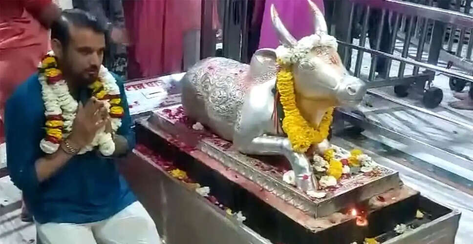 Siddarth Kaul and Karn Sharma Seek Blessings at Ujjain's Mahakaleshwar Temple