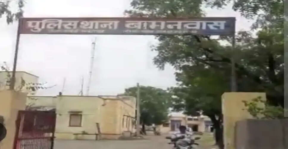 Severe Road Accident on Jaipur-Gangapur Highway Leaves Driver Injured