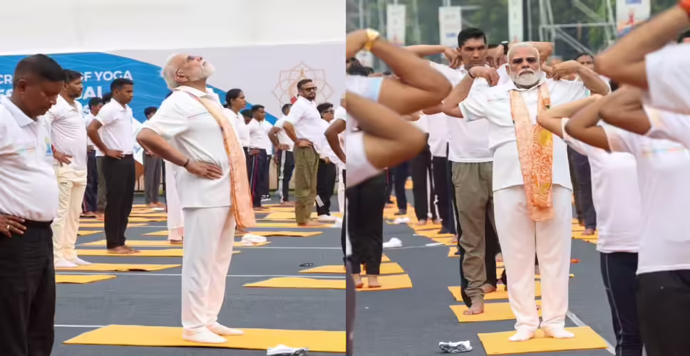 Grand Celebration of International Yoga Day in Kolkata with PM Modi