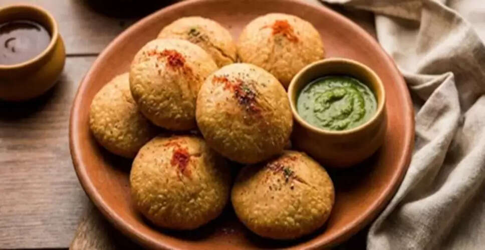 Crispy Moong Dal Kachori Recipe: Perfect Your Frying Technique