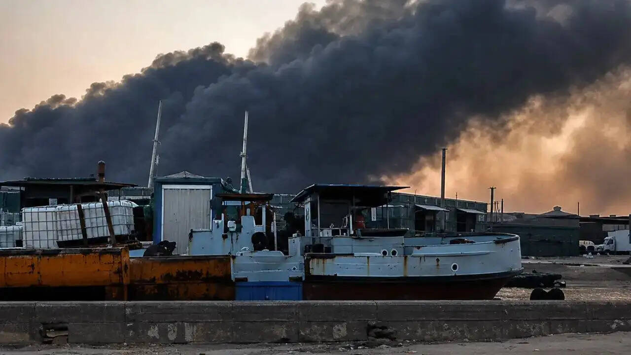 US Conducts New Strikes on Iranian Military Sites Amid Rising Tensions