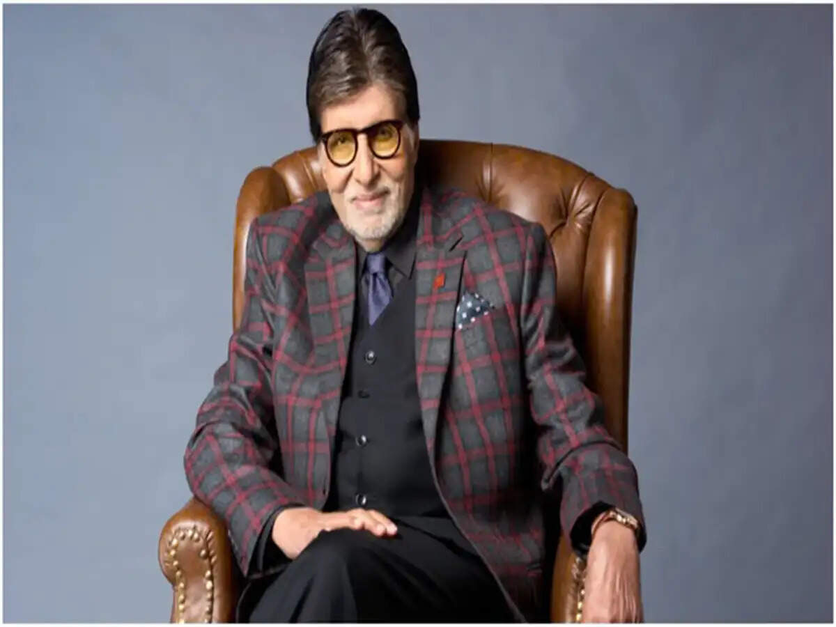 Amitabh Bachchan Takes a Health Break, Shares Dussehra Wishes with Fans