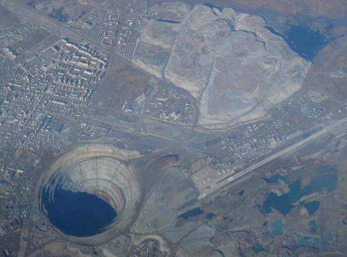 Kola Superdeep Borehole:The Deepest Borehole In The World