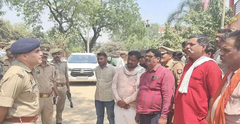 Revenge Killing in Hardoi: Son Murders Man with Axe