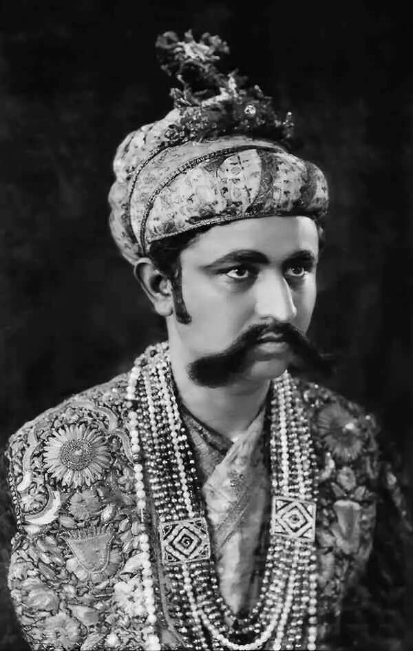 The Enduring Legacy of Salim and Anarkali in Indian Cinema