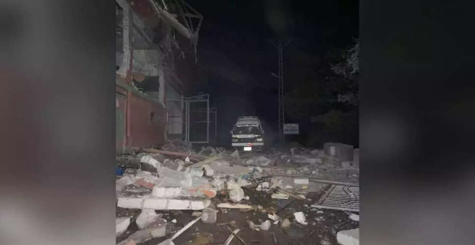 Congress Urges Special Parliament Session on Defence Strategy After CDS Remarks