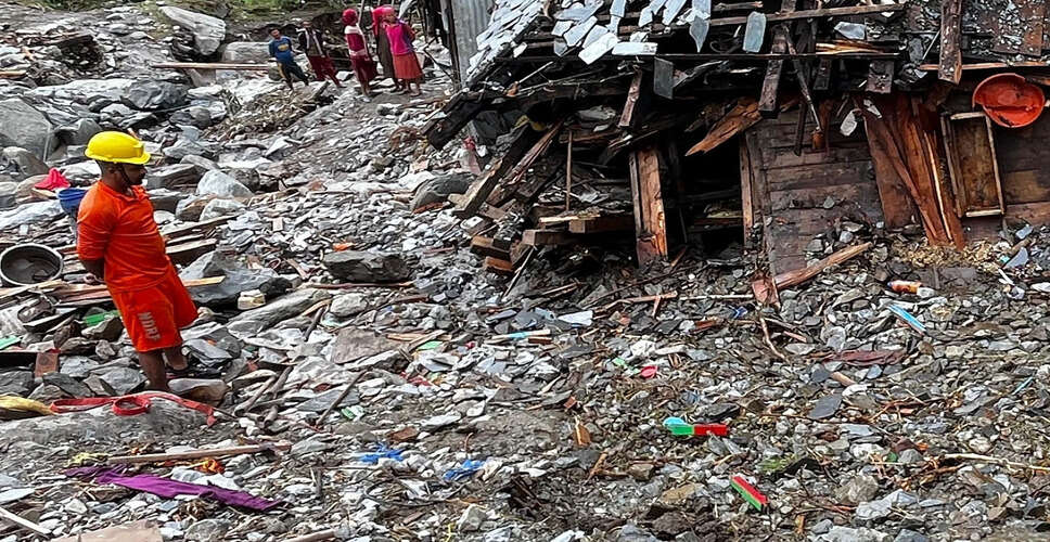 NDRF Team Assesses Toxic Gas Leak Situation in Dhanbad