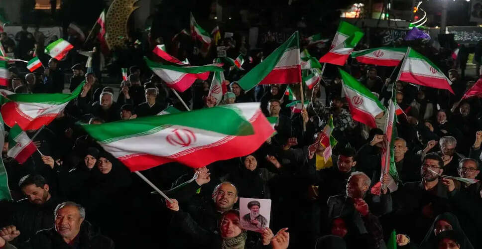 Iran Lowers Minimum Age for Military Participation to 12